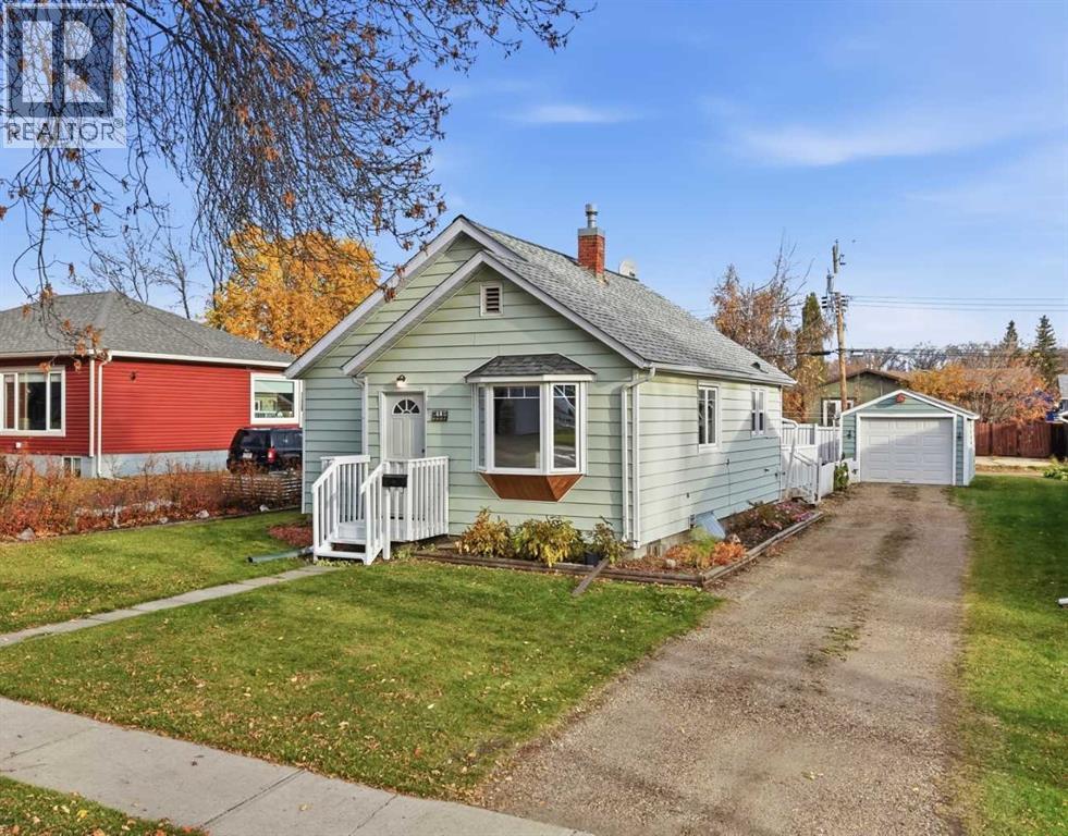 Listing photo – 5112 47 Avenue, Ponoka