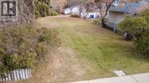 Listing photo – 5213 47 Avenue, Red Deer
