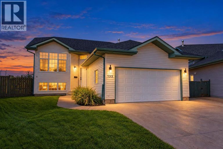 Listing photo – 133 Wellington Close, Blackfalds