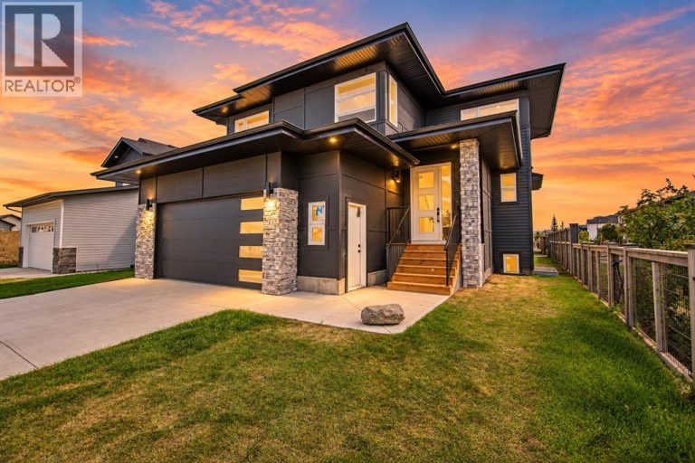 Listing photo – 33 Thatcher Avenue, Red Deer