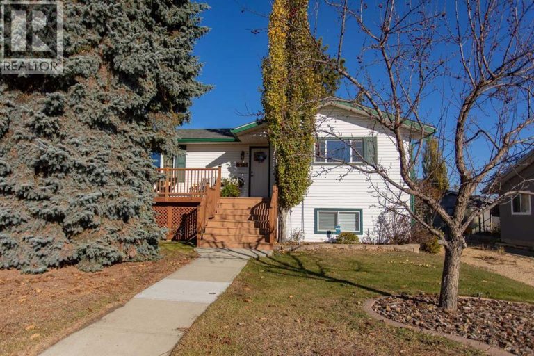 Listing photo – 5724 55 Avenue, Lacombe