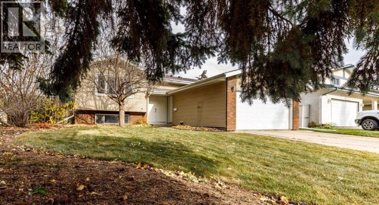 Listing photo – 102 Welton Crescent, Red Deer
