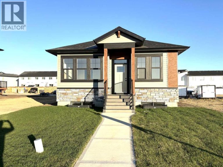 Listing photo – 25 Ian Way, Sylvan Lake