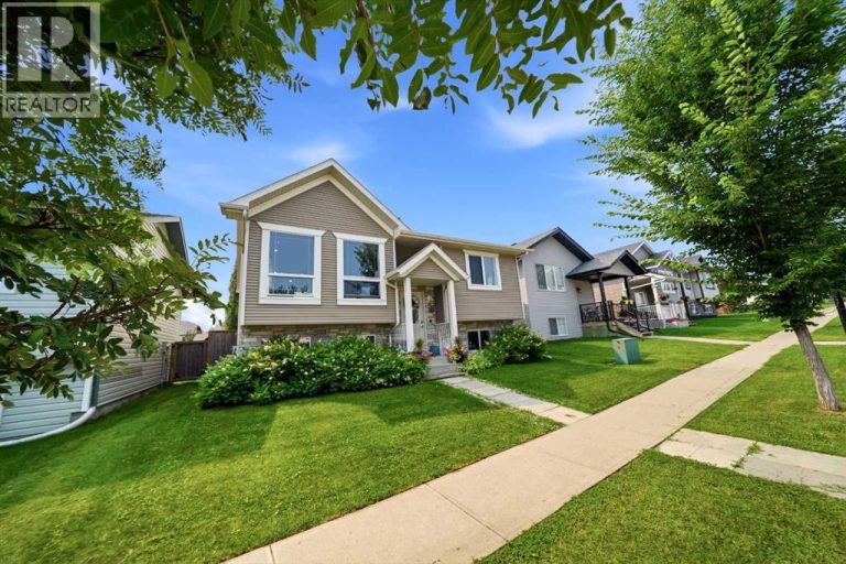 Listing photo – 59 Wildrose Drive, Sylvan Lake