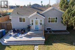 Listing photo – 5312 50 Street, Eckville