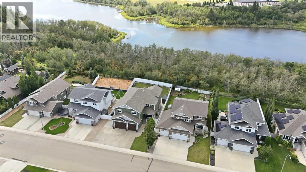 Listing photo – 35 Erica Drive, Lacombe