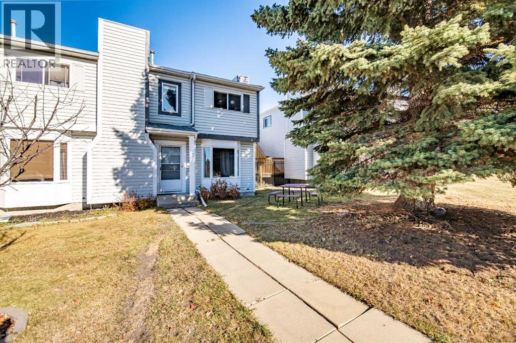 Listing photo – 6 Ellenwood Drive, Red Deer
