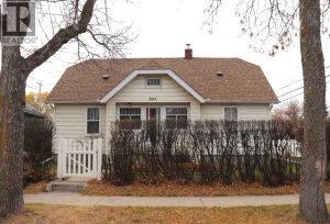 Listing photo – 5019 55 Avenue, Ponoka