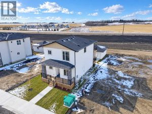 Listing photo – 4352 61st Avenue, Innisfail