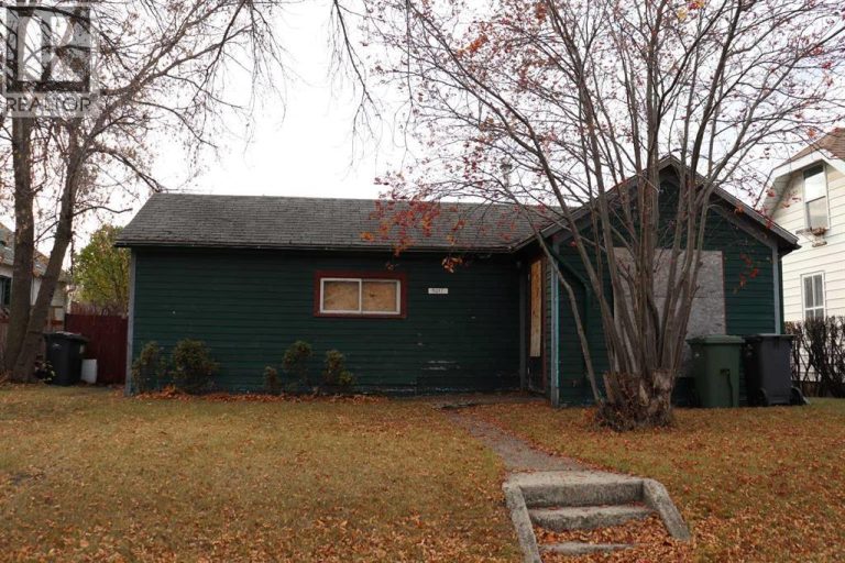 Listing photo – 5017 55 Avenue, Ponoka