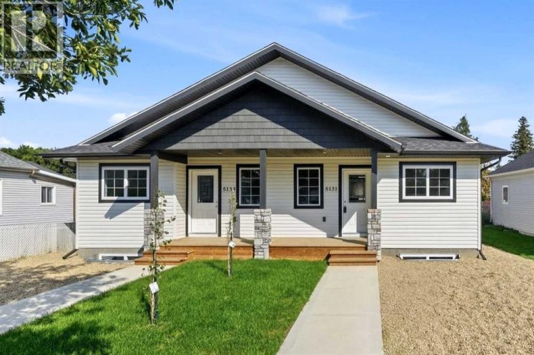 Listing photo – 5131 & 5133 52 Street, Lacombe