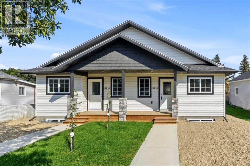 Listing photo – 5131 & 5133 52 Street, Lacombe