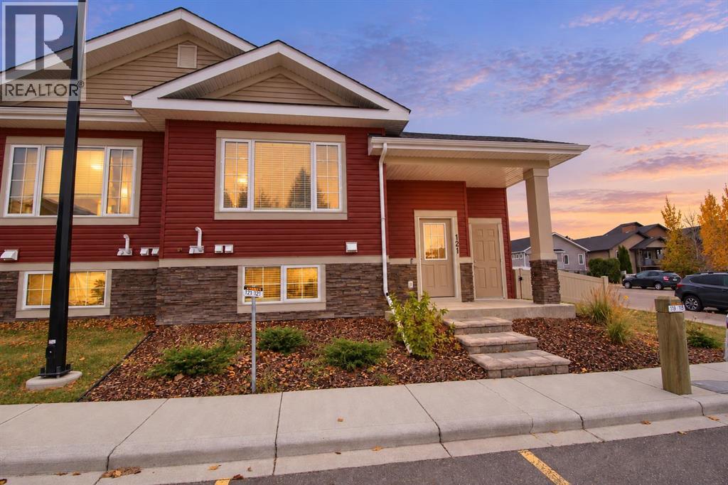 Listing photo – 121 Golden Crescent, Red Deer