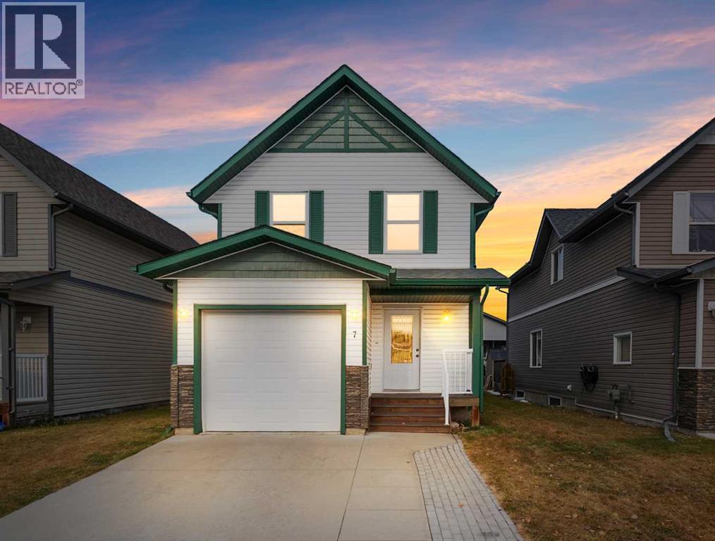 Listing photo – 7 Destiny Place, Olds