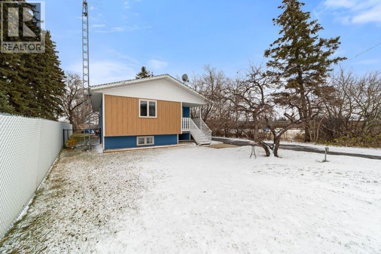 Listing photo – 4809 45 Street, Stettler